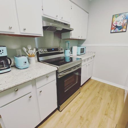 White Sand Getaway Steps From Beach Gulfport Exterior foto