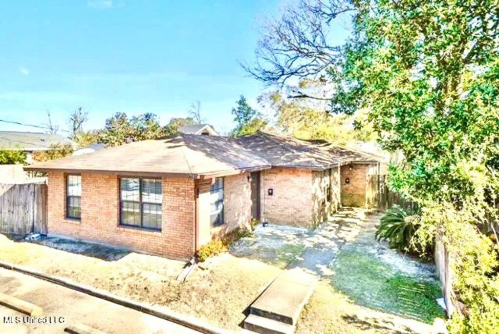 White Sand Getaway Steps From Beach Gulfport Exterior foto